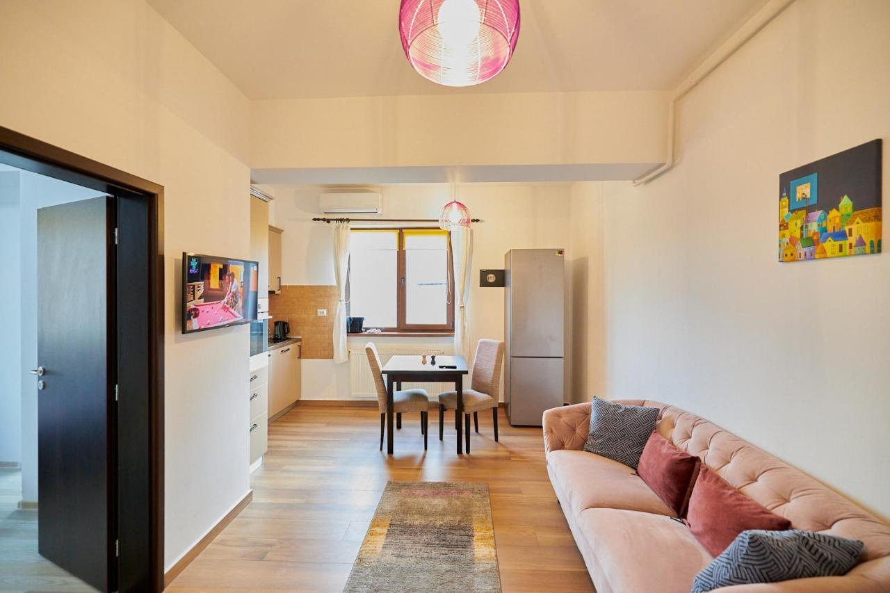 Cozy 3 Bedroom Apartments In Centre Of Iasi Palas Mall Exterior foto
