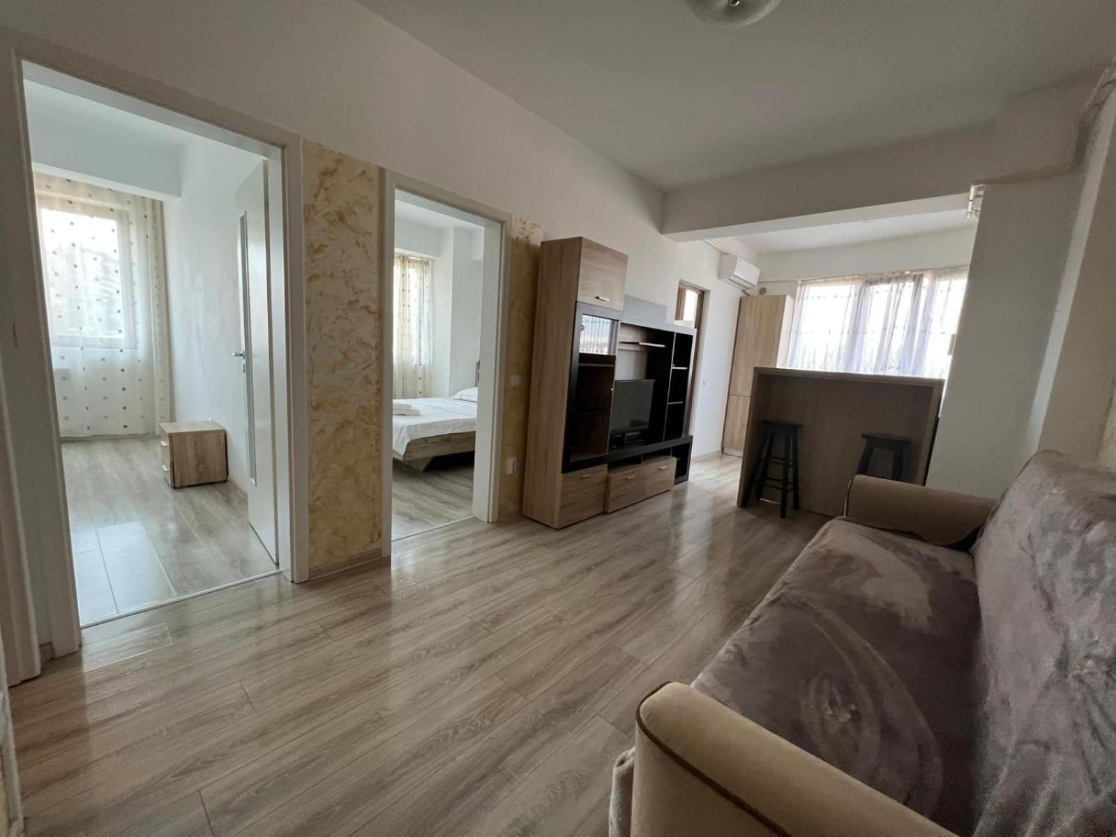 Cozy 3 Bedroom Apartments In Centre Of Iasi Palas Mall Exterior foto