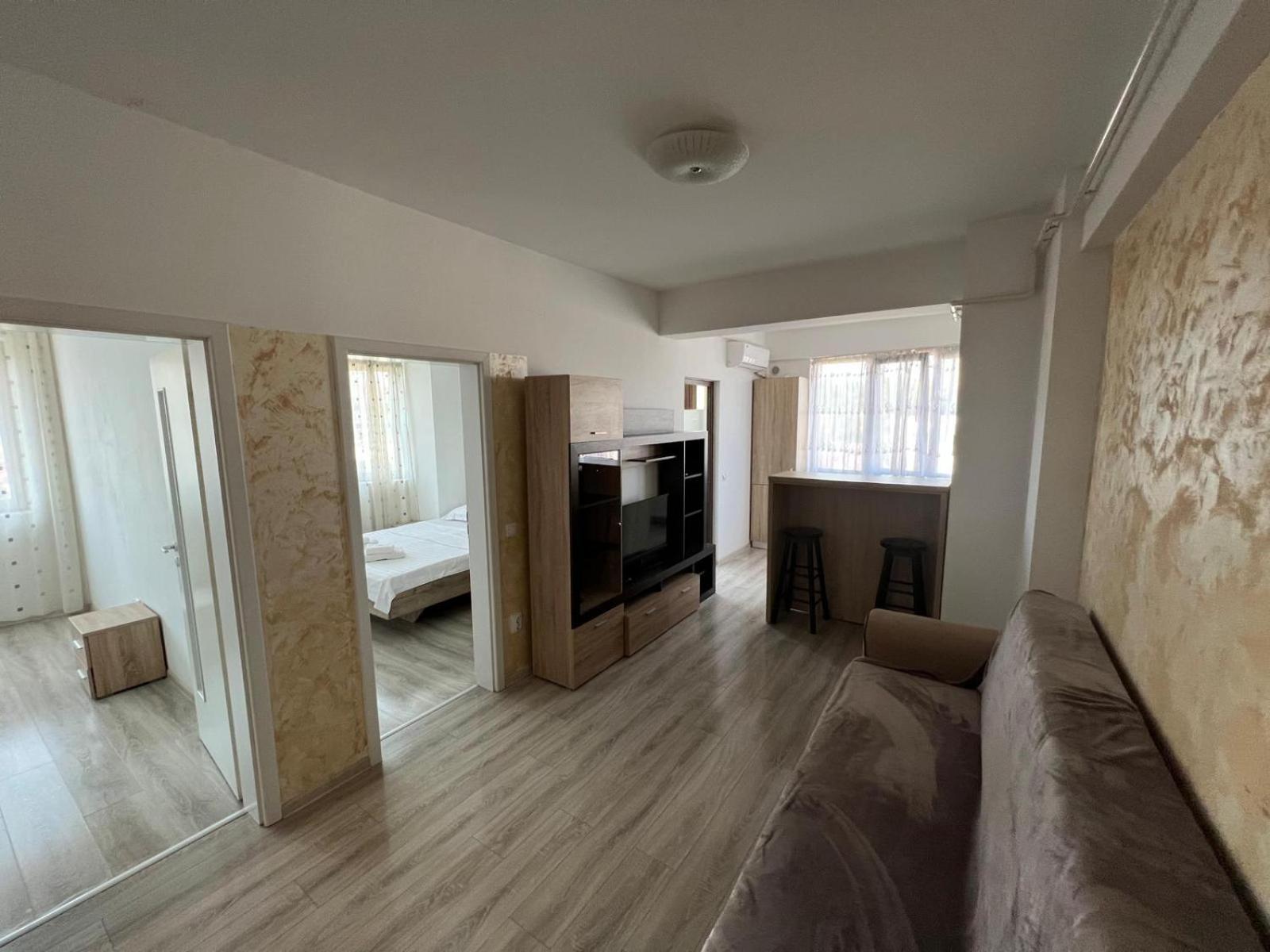Cozy 3 Bedroom Apartments In Centre Of Iasi Palas Mall Exterior foto